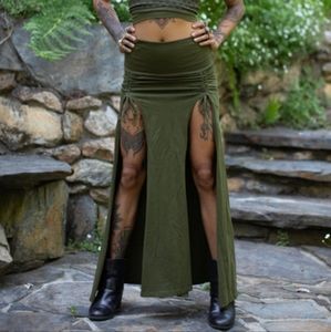 Double slit cinch skirt